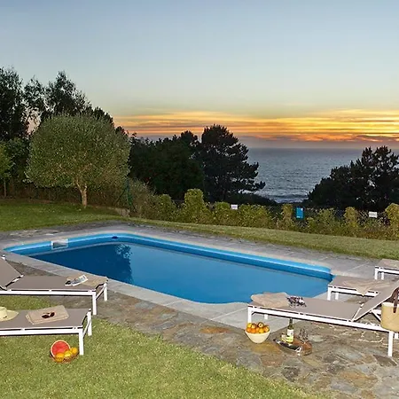 Sleeps 7 Pool Wifi * אויה